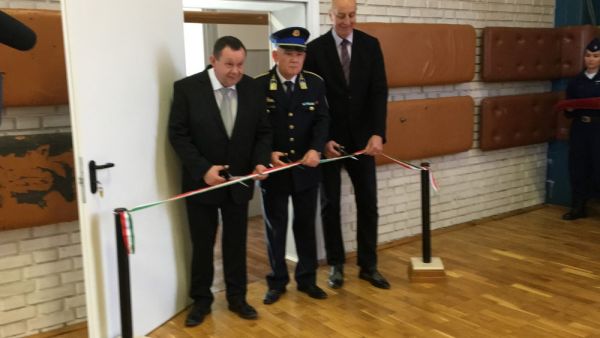 20191 oltozo atadas19