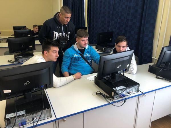 201903 csapatverseny70