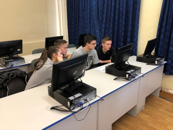 201903 csapatverseny80