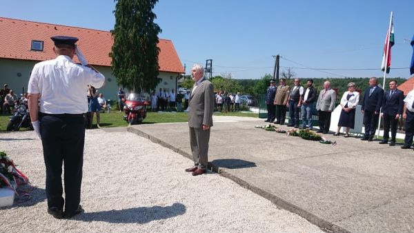 202006 hor emlekhely 3