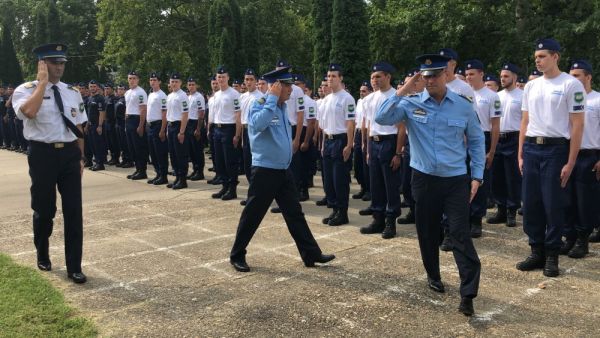 201909 evnyito esku10