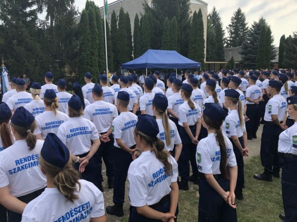 201909 evnyito esku18