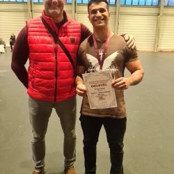 2023.10 - fekvenyomás